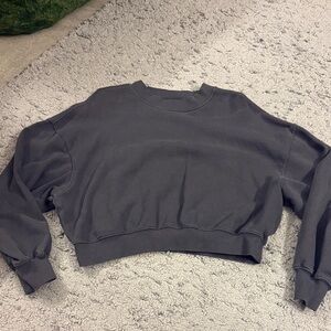 Old Navy Charcoal Cropped Top